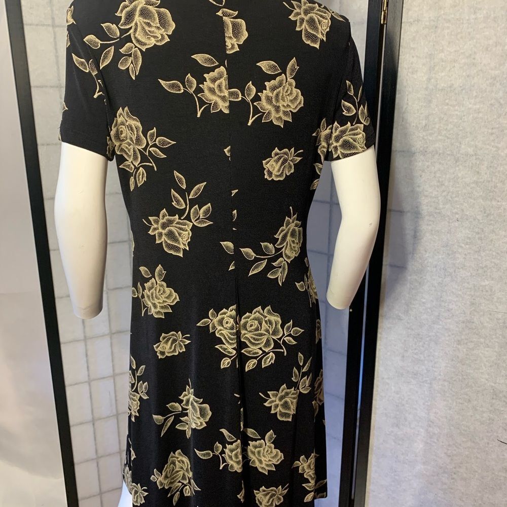 Byer Studio California Dress - Picture 9 of 13